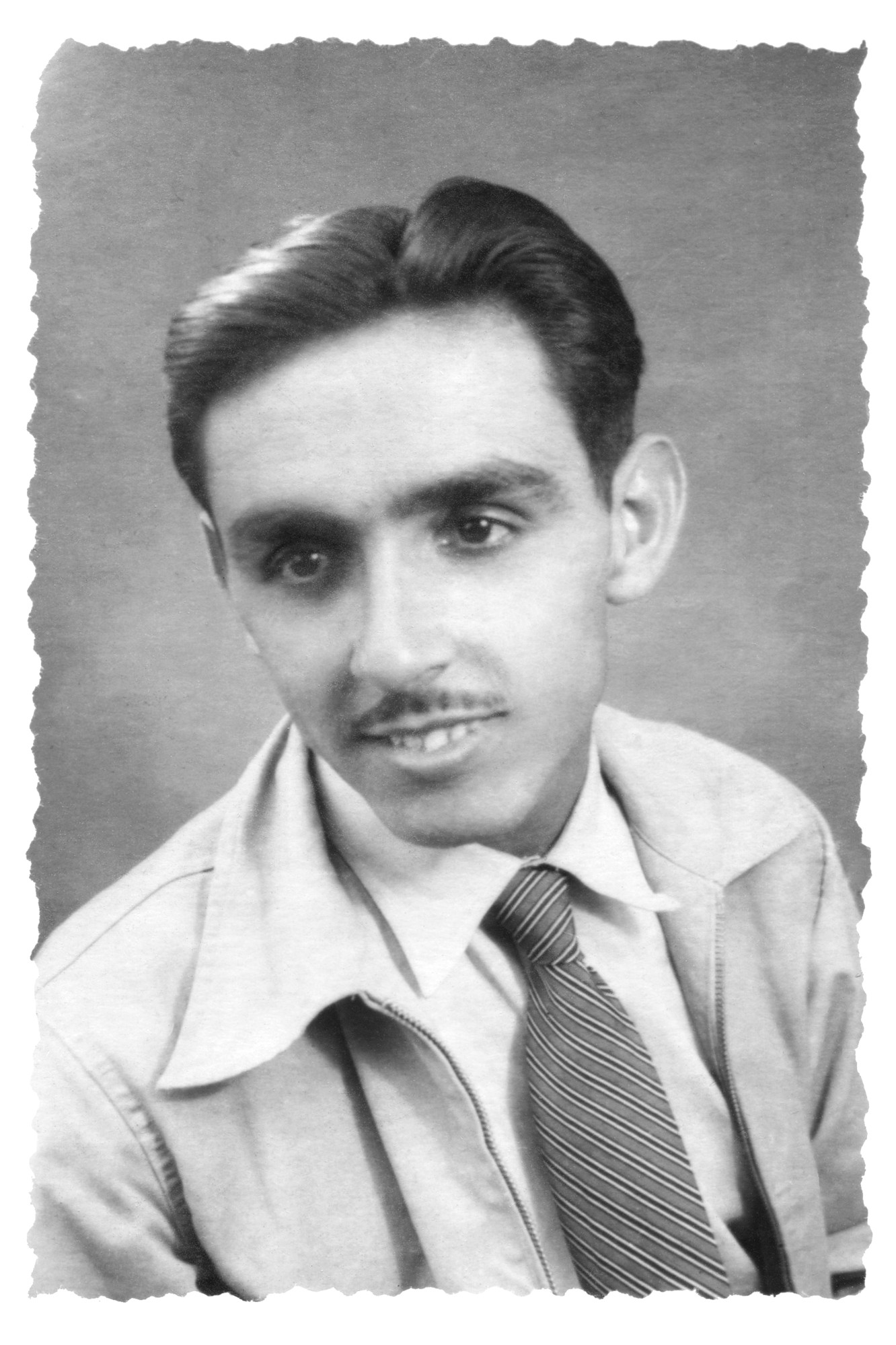 Foto Antonio Estudio - antonio-hinojosa.jpg